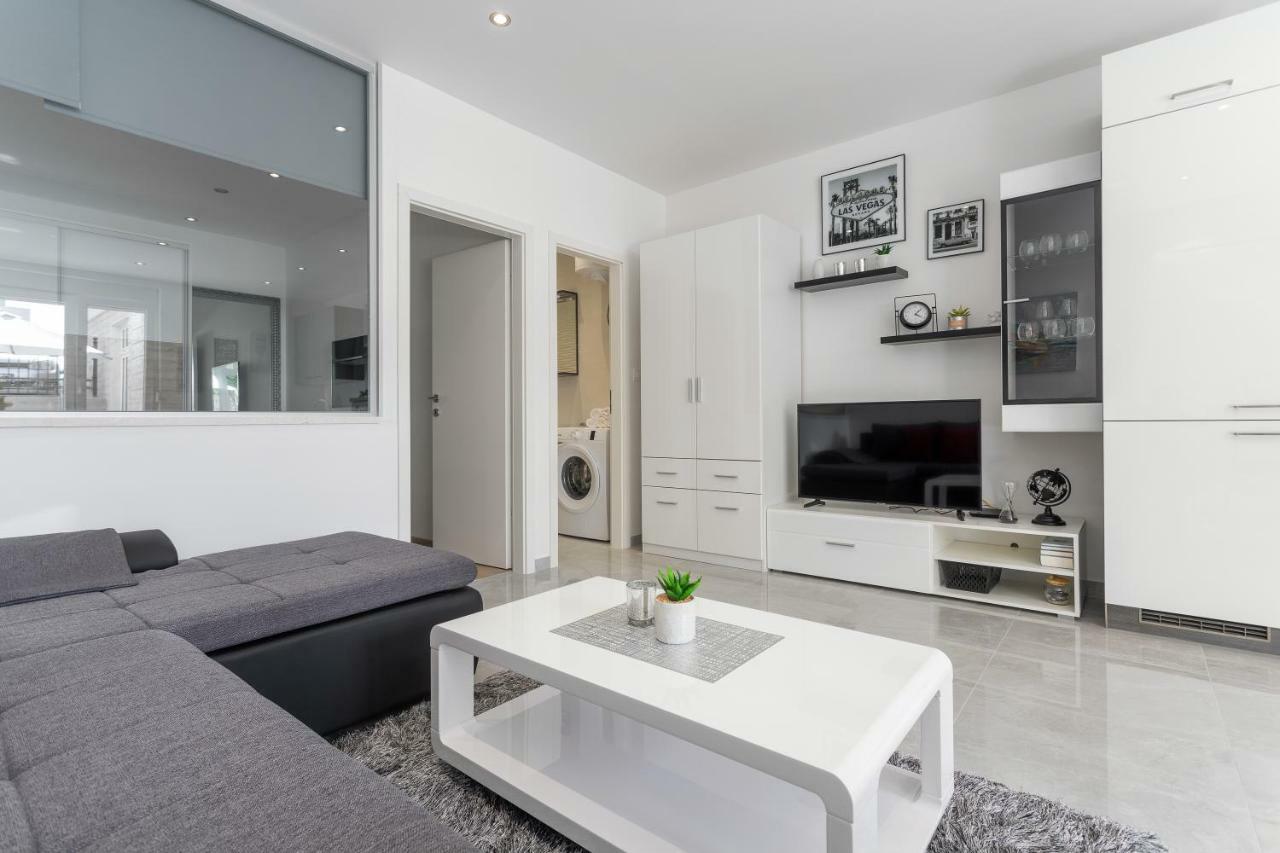 Apartments Amore Split Exterior photo
