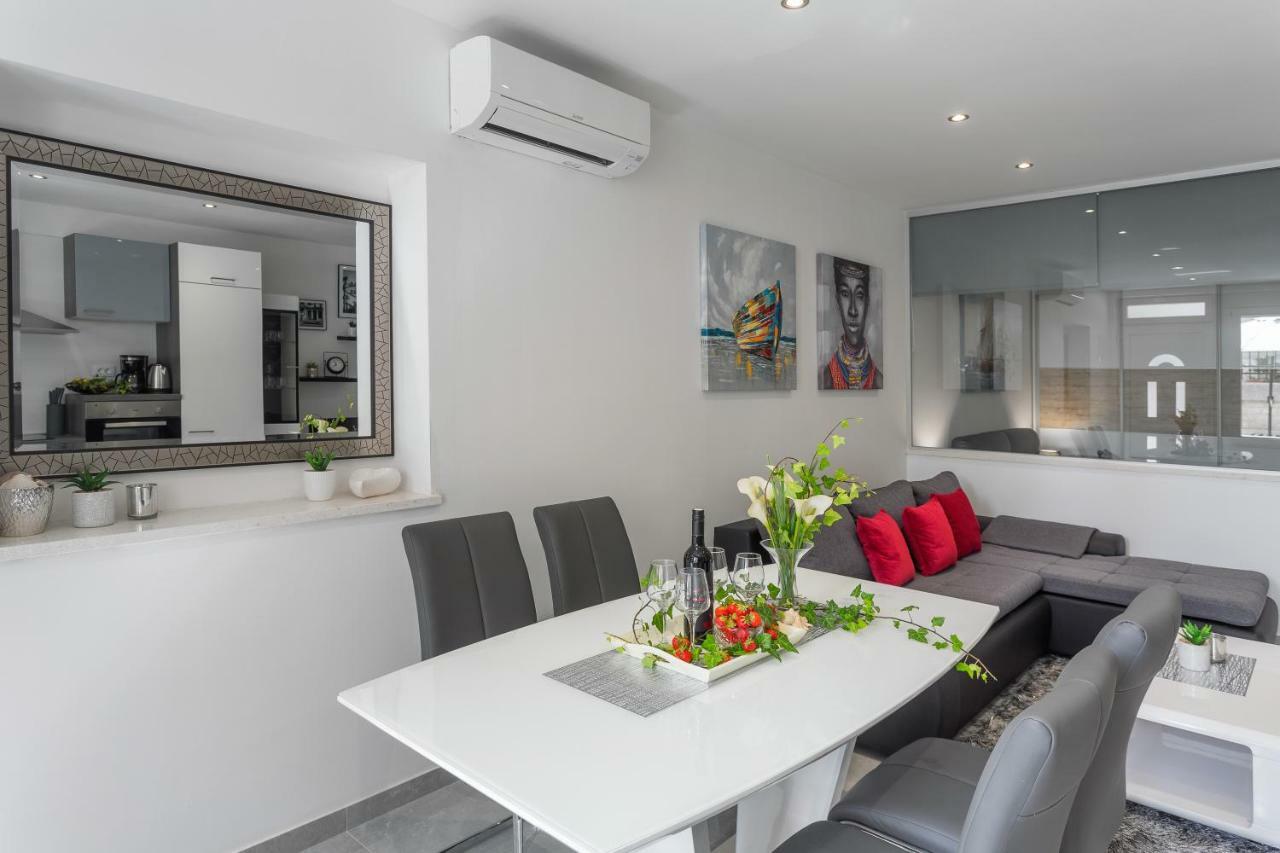 Apartments Amore Split Exterior photo